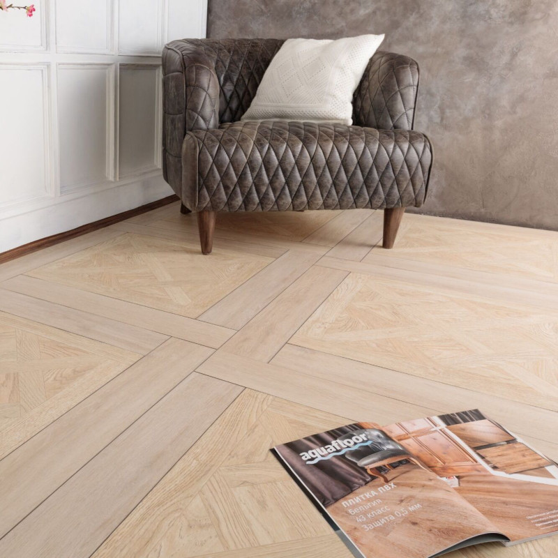 Кварцвиниловая плитка Aquafloor Versailles + Parquet Plus AF7002VS / AF6017PQ