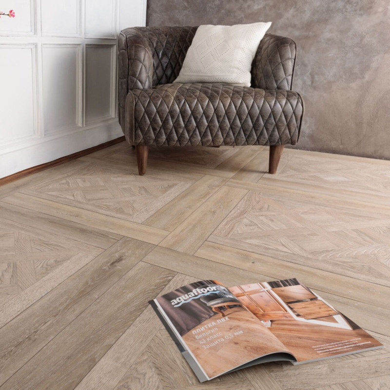 Кварцвиниловая плитка Aquafloor Versailles + Parquet Plus AF7003VS / AF6012PQ